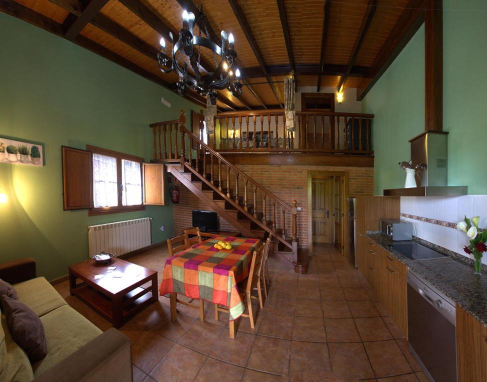 Apartamentos Miradorderodiles La Ria ビリャビシオサ エクステリア 写真